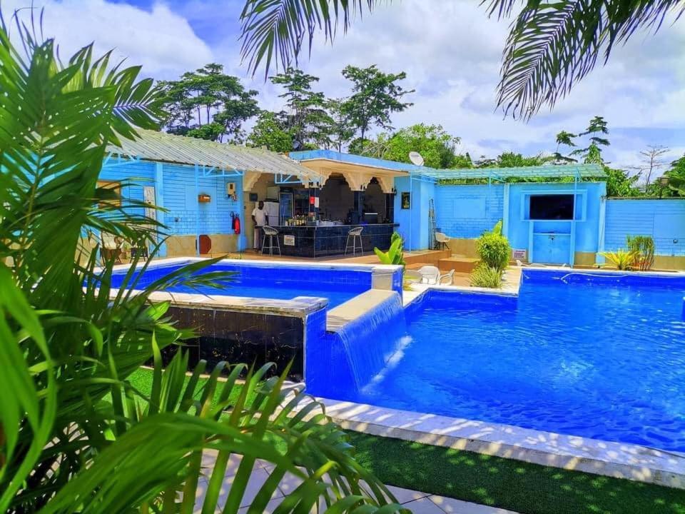 Mont Bleu Hotel ليبرفيل المظهر الخارجي الصورة